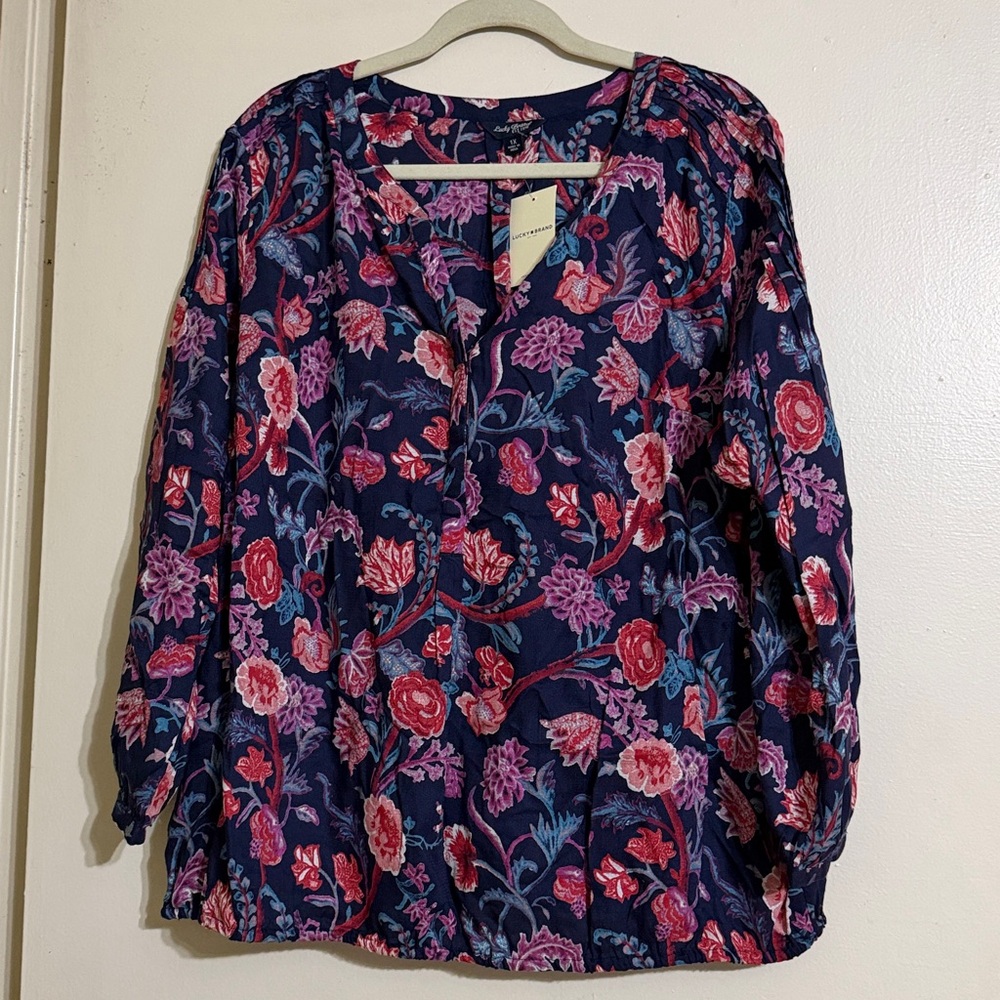 Lucky brand top